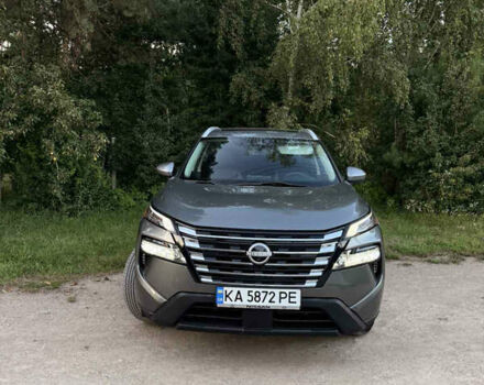 Серый Ниссан Rogue, объемом двигателя 1.5 л и пробегом 9 тыс. км за 26900 $, фото 4 на Automoto.ua