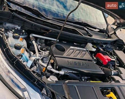 Серый Ниссан Rogue, объемом двигателя 1.5 л и пробегом 14 тыс. км за 24000 $, фото 16 на Automoto.ua