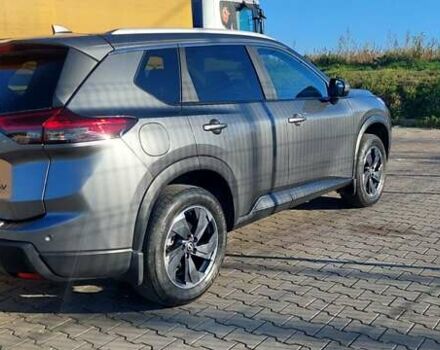 Серый Ниссан Rogue, объемом двигателя 1.5 л и пробегом 10 тыс. км за 24300 $, фото 4 на Automoto.ua