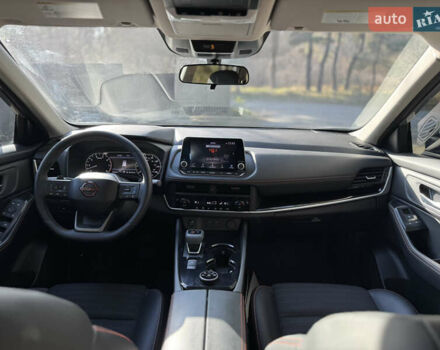 Сірий Ніссан Rogue, об'ємом двигуна 1.5 л та пробігом 6 тис. км за 26900 $, фото 10 на Automoto.ua