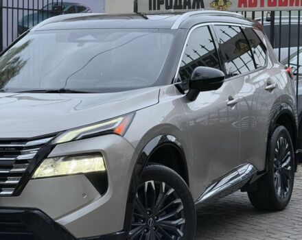 Сірий Ніссан Rogue, об'ємом двигуна 1.5 л та пробігом 3 тис. км за 29999 $, фото 3 на Automoto.ua