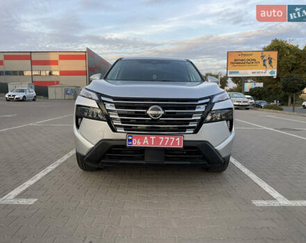 Серый Ниссан Rogue, объемом двигателя 1.5 л и пробегом 2 тыс. км за 28700 $, фото 3 на Automoto.ua