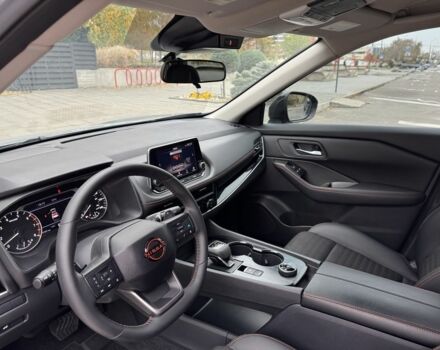 Сірий Ніссан Rogue, об'ємом двигуна 1.5 л та пробігом 5 тис. км за 26900 $, фото 14 на Automoto.ua