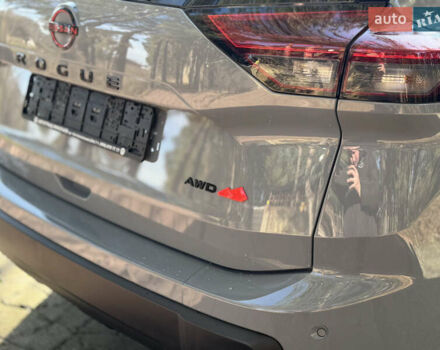 Сірий Ніссан Rogue, об'ємом двигуна 1.5 л та пробігом 6 тис. км за 26900 $, фото 14 на Automoto.ua