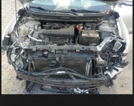 Сірий Ніссан Rogue, об'ємом двигуна 2 л та пробігом 204 тис. км за 9100 $, фото 2 на Automoto.ua