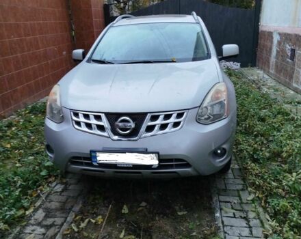 Ниссан Rogue 2013 в Черновцах на Automoto.ua Серый Ниссан Rogue, объемом двигателя 2 л и пробегом 150 тыс. км за 10000 $, фото 1 на Automoto.ua