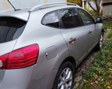 Ниссан Rogue 2013 в Черновцах на Automoto.ua Серый Ниссан Rogue, объемом двигателя 2.5 л и пробегом 151 тыс. км за 9500 $, фото 1 на Automoto.ua