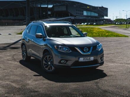 Серый Ниссан Rogue, объемом двигателя 2.5 л и пробегом 168 тыс. км за 13300 $, фото 1 на Automoto.ua