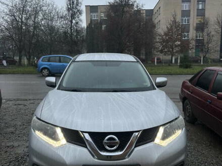 Сірий Ніссан Rogue, об'ємом двигуна 2.5 л та пробігом 258 тис. км за 14200 $, фото 1 на Automoto.ua