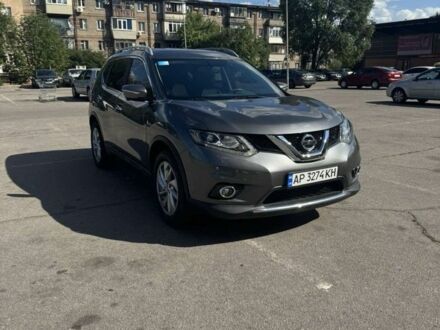 Ниссан Rogue 2014 в Запорожье на Automoto.ua Серый Ниссан Rogue, объемом двигателя 2.5 л и пробегом 141 тыс. км за 12500 $, фото 1 на Automoto.ua