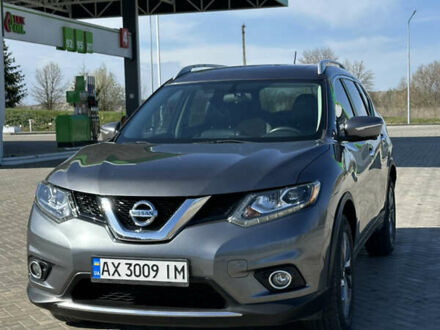 Ниссан Rogue 2014 в Жмеренке на Automoto.ua Серый Ниссан Rogue, объемом двигателя 2.5 л и пробегом 140 тыс. км за 12500 $, фото 1 на Automoto.ua