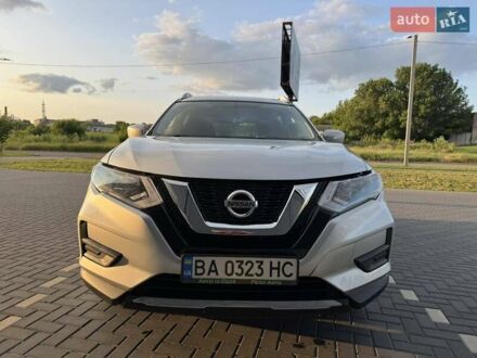Ниссан Rogue 2015 в Кропивницком (Кировограде) на Automoto.ua Серый Ниссан Rogue, объемом двигателя 2.5 л и пробегом 136 тыс. км за 14300 $, фото 1 на Automoto.ua