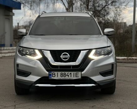 Серый Ниссан Rogue, объемом двигателя 2.5 л и пробегом 150 тыс. км за 13999 $, фото 1 на Automoto.ua