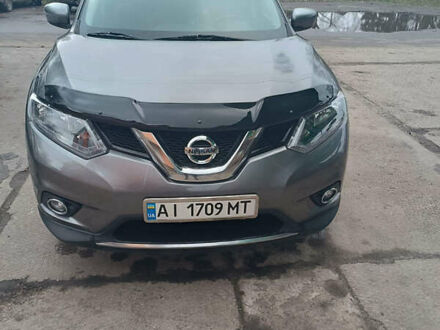 Серый Ниссан Rogue, объемом двигателя 2.5 л и пробегом 137 тыс. км за 11550 $, фото 1 на Automoto.ua