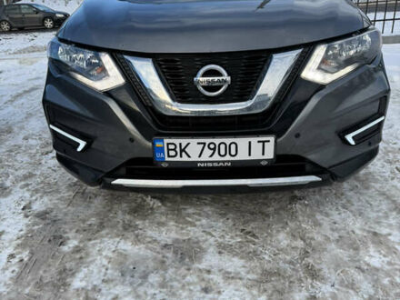 Серый Ниссан Rogue, объемом двигателя 2.49 л и пробегом 267 тыс. км за 13500 $, фото 1 на Automoto.ua