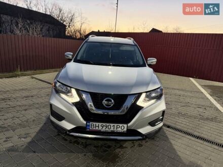 Серый Ниссан Rogue, объемом двигателя 2.49 л и пробегом 155 тыс. км за 12000 $, фото 1 на Automoto.ua