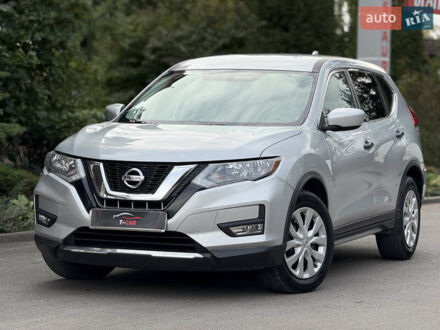 Серый Ниссан Rogue, объемом двигателя 2.5 л и пробегом 162 тыс. км за 12900 $, фото 1 на Automoto.ua