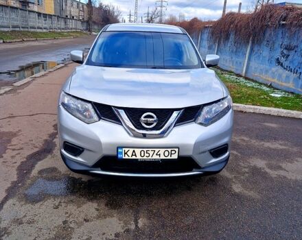 Серый Ниссан Rogue, объемом двигателя 2.5 л и пробегом 180 тыс. км за 11000 $, фото 1 на Automoto.ua