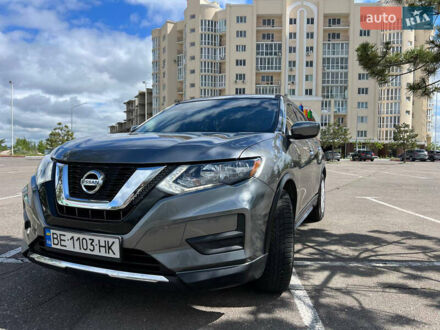 Ниссан Rogue 2016 в Николаеве на Automoto.ua Серый Ниссан Rogue, объемом двигателя 2.5 л и пробегом 142 тыс. км за 14700 $, фото 1 на Automoto.ua