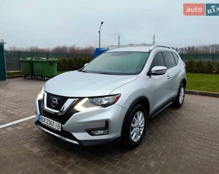 Серый Ниссан Rogue, объемом двигателя 2.49 л и пробегом 132 тыс. км за 13800 $, фото 1 на Automoto.ua