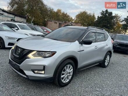 Ниссан Rogue 2017 в Тернополе на Automoto.ua Серый Ниссан Rogue, объемом двигателя 2.49 л и пробегом 158 тыс. км за 11600 $, фото 1 на Automoto.ua