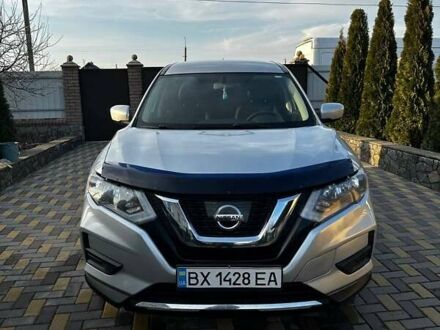 Ниссан Rogue 2017 в Староконстантинов на Automoto.ua Серый Ниссан Rogue, объемом двигателя 2.5 л и пробегом 99 тыс. км за 14400 $, фото 1 на Automoto.ua