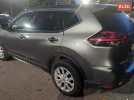 Сірий Ніссан Rogue, об'ємом двигуна 2.5 л та пробігом 75 тис. км за 13500 $, фото 1 на Automoto.ua