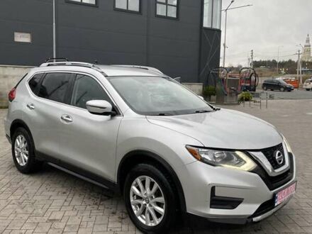 Серый Ниссан Rogue, объемом двигателя 2.5 л и пробегом 137 тыс. км за 10999 $, фото 1 на Automoto.ua