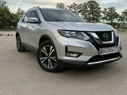 Серый Ниссан Rogue, объемом двигателя 2.49 л и пробегом 160 тыс. км за 15000 $, фото 1 на Automoto.ua