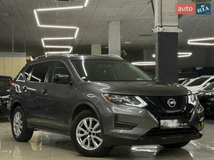 Серый Ниссан Rogue, объемом двигателя 2 л и пробегом 132 тыс. км за 16999 $, фото 1 на Automoto.ua