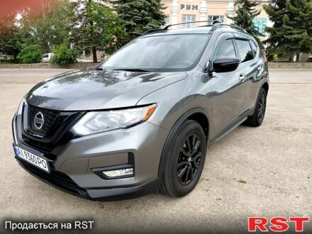 Ніссан Rogue 2017 у Новой Водолаге на Automoto.ua Сірий Ніссан Rogue, об'ємом двигуна 2.5 л та пробігом 131 тис. км за 13900 $, фото 1 на Automoto.ua