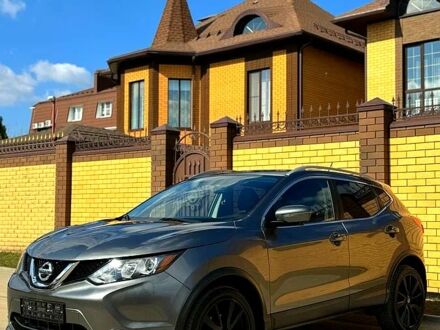 Серый Ниссан Rogue, объемом двигателя 2 л и пробегом 67 тыс. км за 12000 $, фото 1 на Automoto.ua