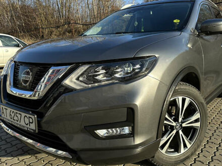 Ниссан Rogue 2017 в Ивано-Франковске на Automoto.ua Серый Ниссан Rogue, объемом двигателя 2.5 л и пробегом 121 тыс. км за 16900 $, фото 1 на Automoto.ua