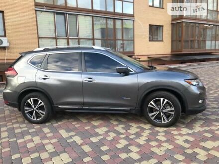 Ніссан Rogue 2017 у Вінниці на Automoto.ua Сірий Ніссан Rogue, об'ємом двигуна 2 л та пробігом 265 тис. км за 15500 $, фото 1 на Automoto.ua