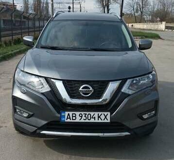 Серый Ниссан Rogue, объемом двигателя 2.5 л и пробегом 192 тыс. км за 14000 $, фото 1 на Automoto.ua