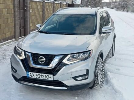 Ниссан Rogue 2017 в Ивано-Франковске на Automoto.ua Серый Ниссан Rogue, объемом двигателя 2.5 л и пробегом 78 тыс. км за 15200 $, фото 1 на Automoto.ua