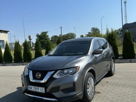 Ниссан Rogue 2017 в Киеве на Automoto.ua Серый Ниссан Rogue, объемом двигателя 2.5 л и пробегом 172 тыс. км за 13900 $, фото 1 на Automoto.ua