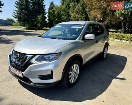 Сірий Ніссан Rogue, об'ємом двигуна 2.5 л та пробігом 118 тис. км за 13750 $, фото 1 на Automoto.ua