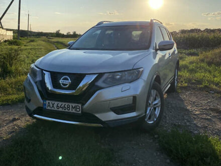 Серый Ниссан Rogue, объемом двигателя 2.49 л и пробегом 54 тыс. км за 15800 $, фото 1 на Automoto.ua