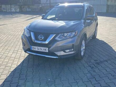 Ниссан Rogue 2017 в Одессе на Automoto.ua Серый Ниссан Rogue, объемом двигателя 2.5 л и пробегом 75 тыс. км за 17500 $, фото 1 на Automoto.ua