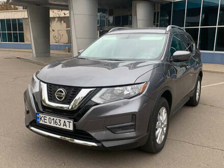 Ниссан Rogue 2017 в Кривом Роге на Automoto.ua Серый Ниссан Rogue, объемом двигателя 2.49 л и пробегом 41 тыс. км за 16200 $, фото 1 на Automoto.ua