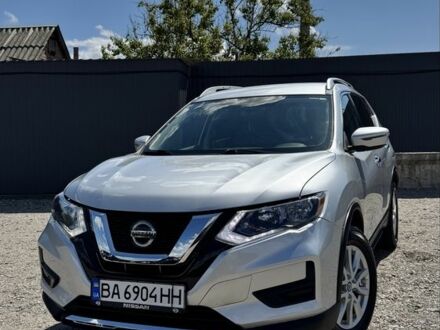 Ніссан Rogue 2018 у Кропивницькому (Кіровограді) на Automoto.ua Сірий Ніссан Rogue, об'ємом двигуна 2.5 л та пробігом 154 тис. км за 16100 $, фото 1 на Automoto.ua