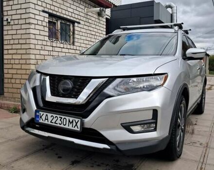Серый Ниссан Rogue, объемом двигателя 2.49 л и пробегом 137 тыс. км за 15500 $, фото 1 на Automoto.ua