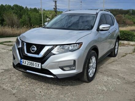 Ніссан Rogue 2018 у Мерефа на Automoto.ua Сірий Ніссан Rogue, об'ємом двигуна 2.5 л та пробігом 121 тис. км за 15800 $, фото 1 на Automoto.ua