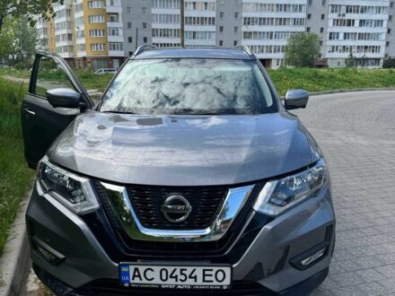 Ниссан Rogue 2018 в Львове на Automoto.ua Серый Ниссан Rogue, объемом двигателя 2.5 л и пробегом 82 тыс. км за 15000 $, фото 1 на Automoto.ua