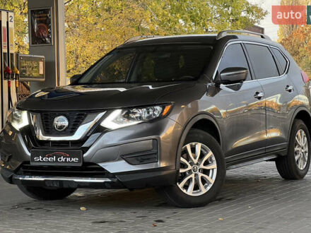 Серый Ниссан Rogue, объемом двигателя 2.49 л и пробегом 102 тыс. км за 15599 $, фото 1 на Automoto.ua