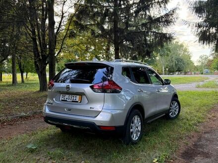 Ниссан Rogue 2018 в Ромнах на Automoto.ua Серый Ниссан Rogue, объемом двигателя 2.5 л и пробегом 107 тыс. км за 15000 $, фото 1 на Automoto.ua