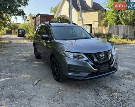 Сірий Ніссан Rogue, об'ємом двигуна 0 л та пробігом 116 тис. км за 13900 $, фото 1 на Automoto.ua
