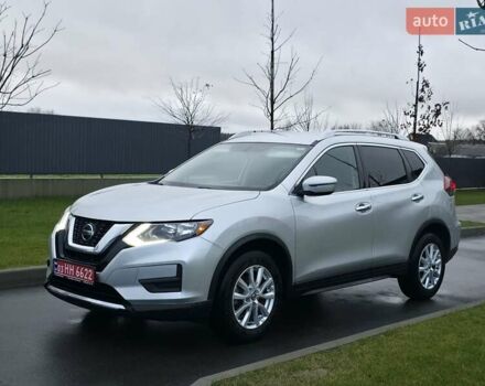 Серый Ниссан Rogue, объемом двигателя 2.49 л и пробегом 189 тыс. км за 13800 $, фото 1 на Automoto.ua