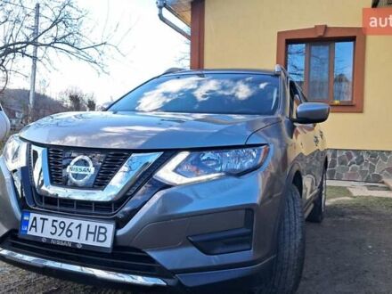 Серый Ниссан Rogue, объемом двигателя 2.49 л и пробегом 70 тыс. км за 15555 $, фото 1 на Automoto.ua